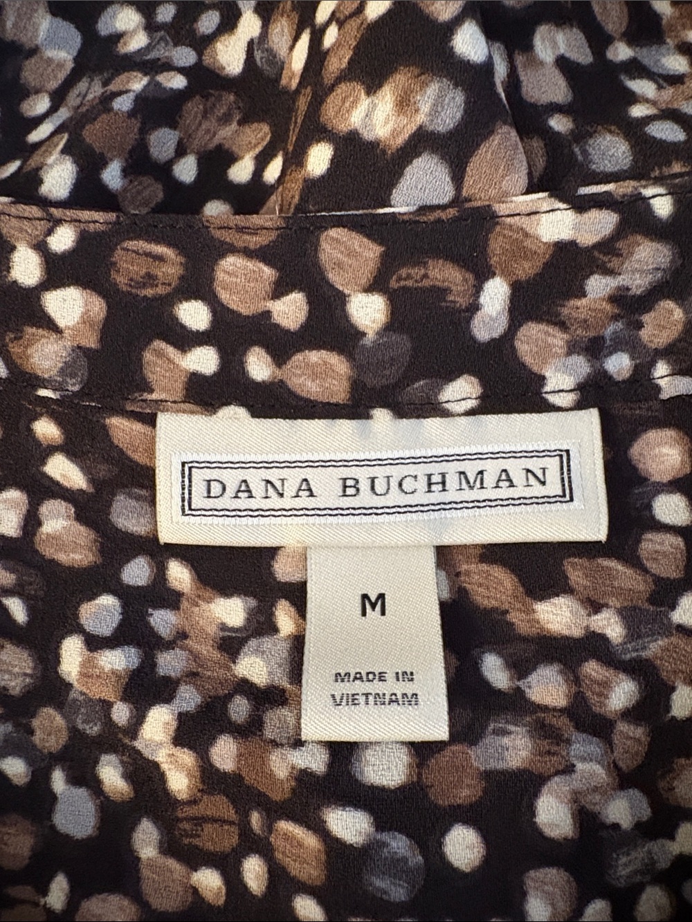NWT Dana Buchman Split-Neck Blouse with Brown and Cream Dots Medium 3/4 sleeves - Picture 9 of 14